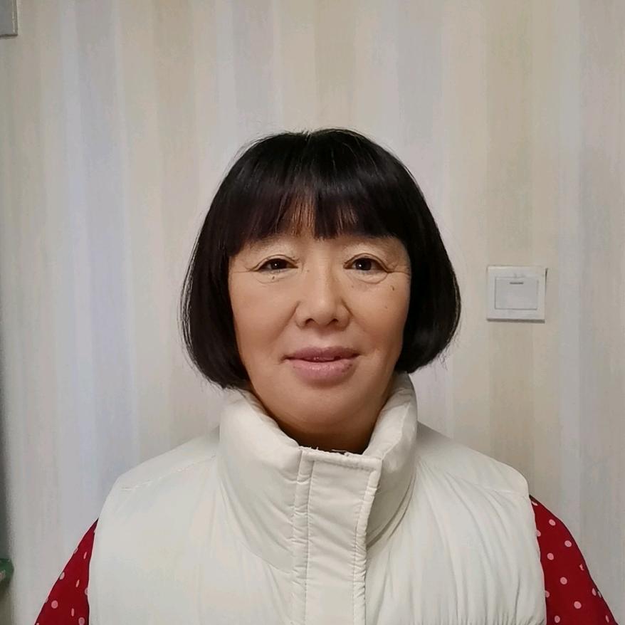 小霞