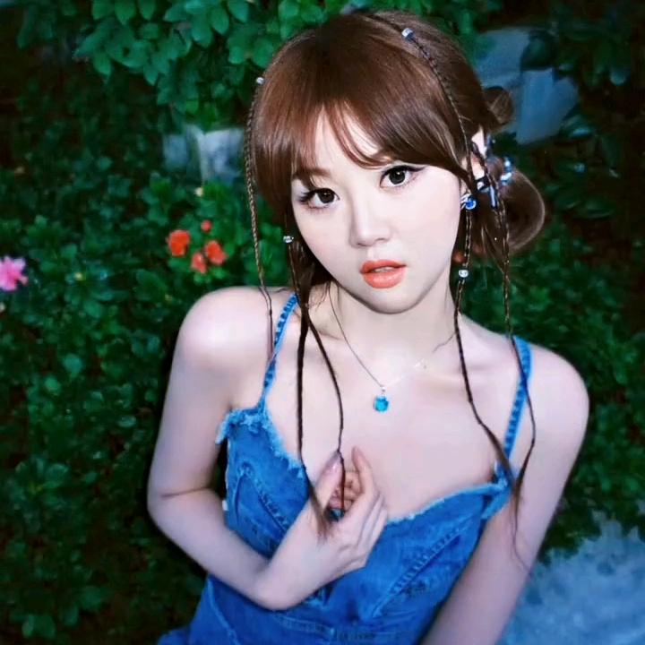张大美《窗帘壁布厂家》