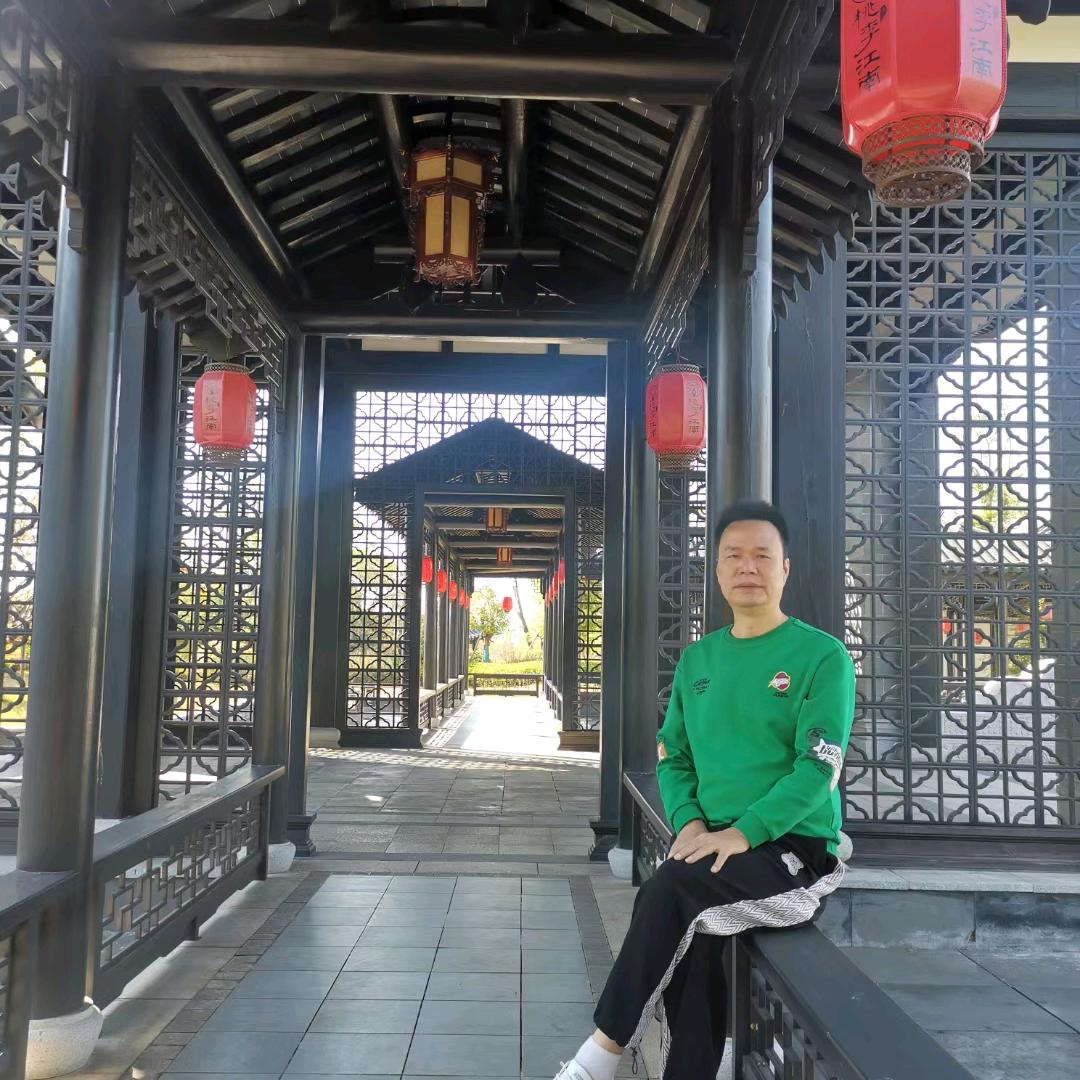 何小红