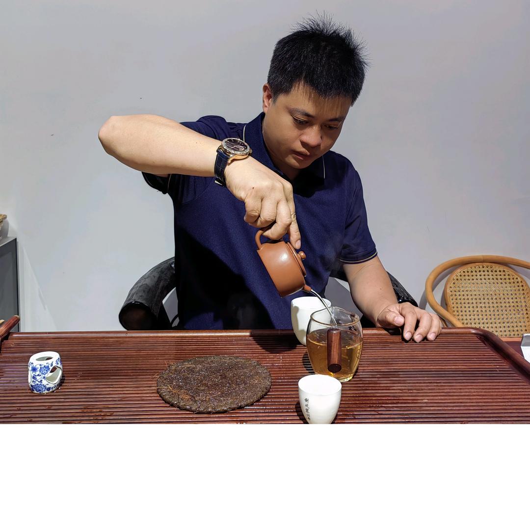 易武刮风寨65号      辰香雨林