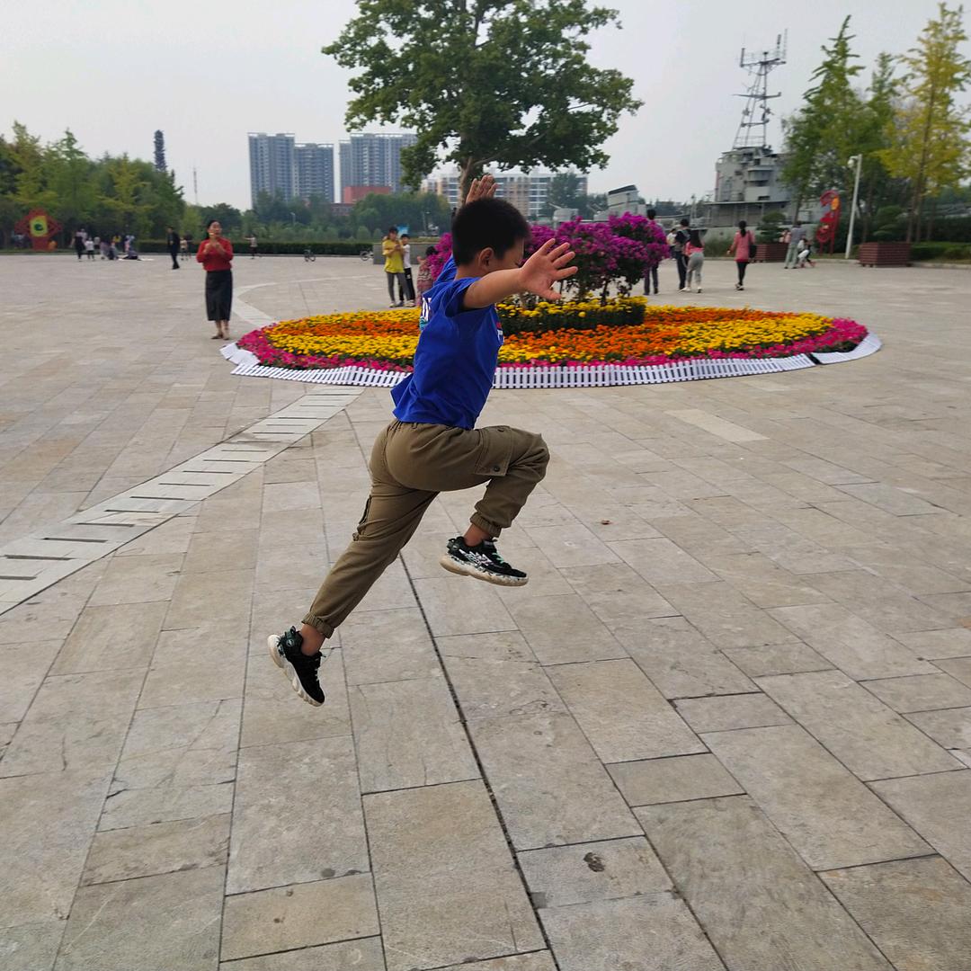 两个孩子的爸爸👨