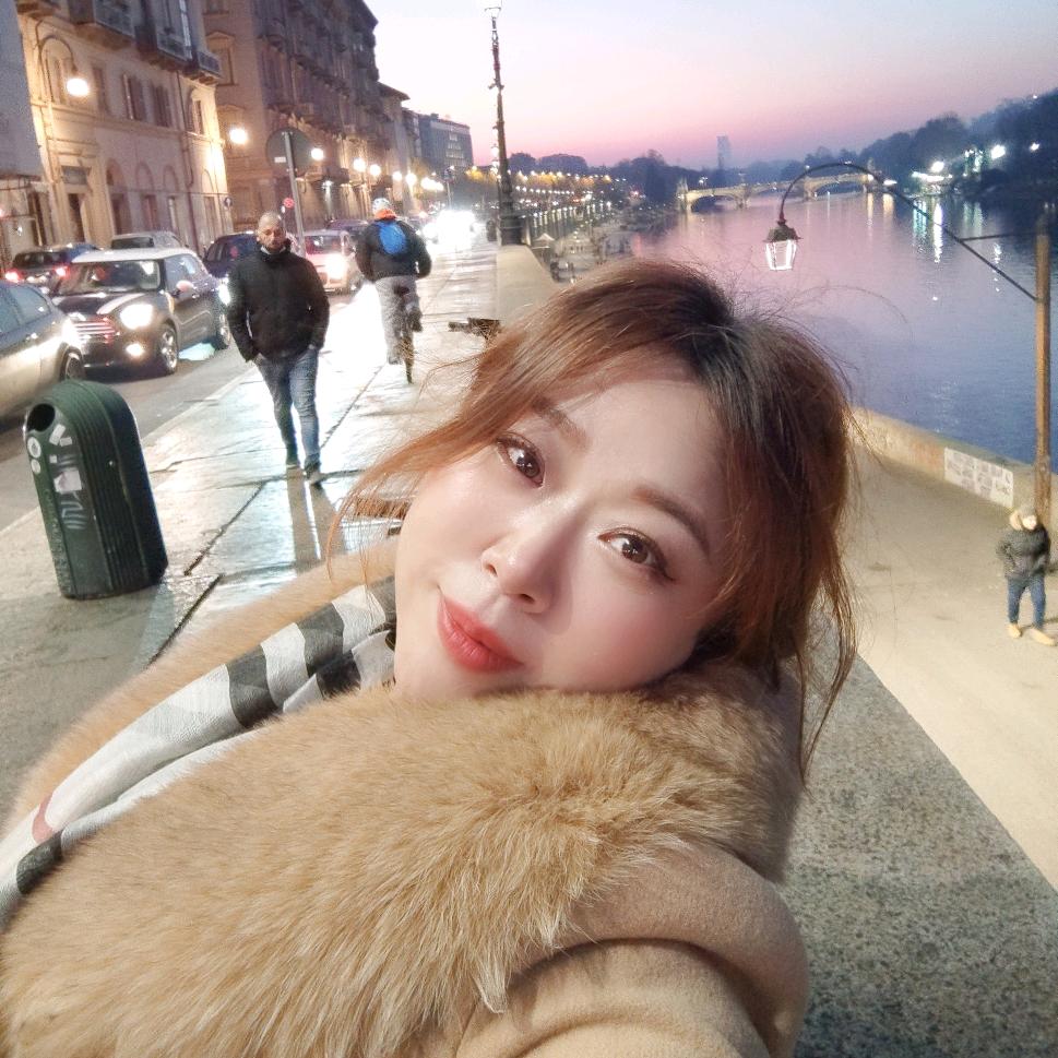 丽莎和烟斗