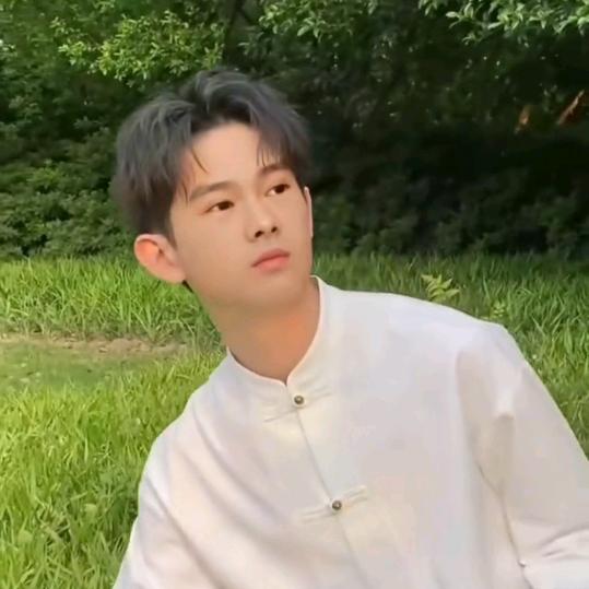 新濠酒吧订台  小华