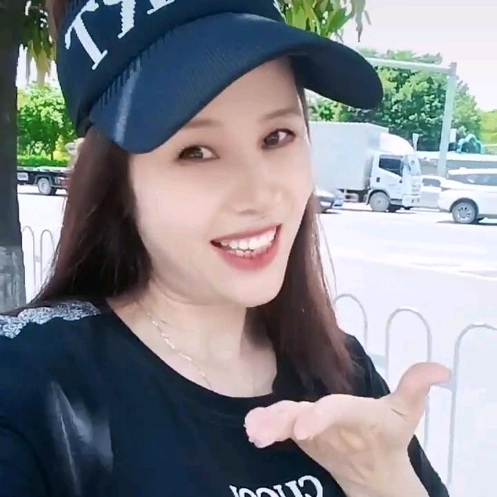 容姐姐
