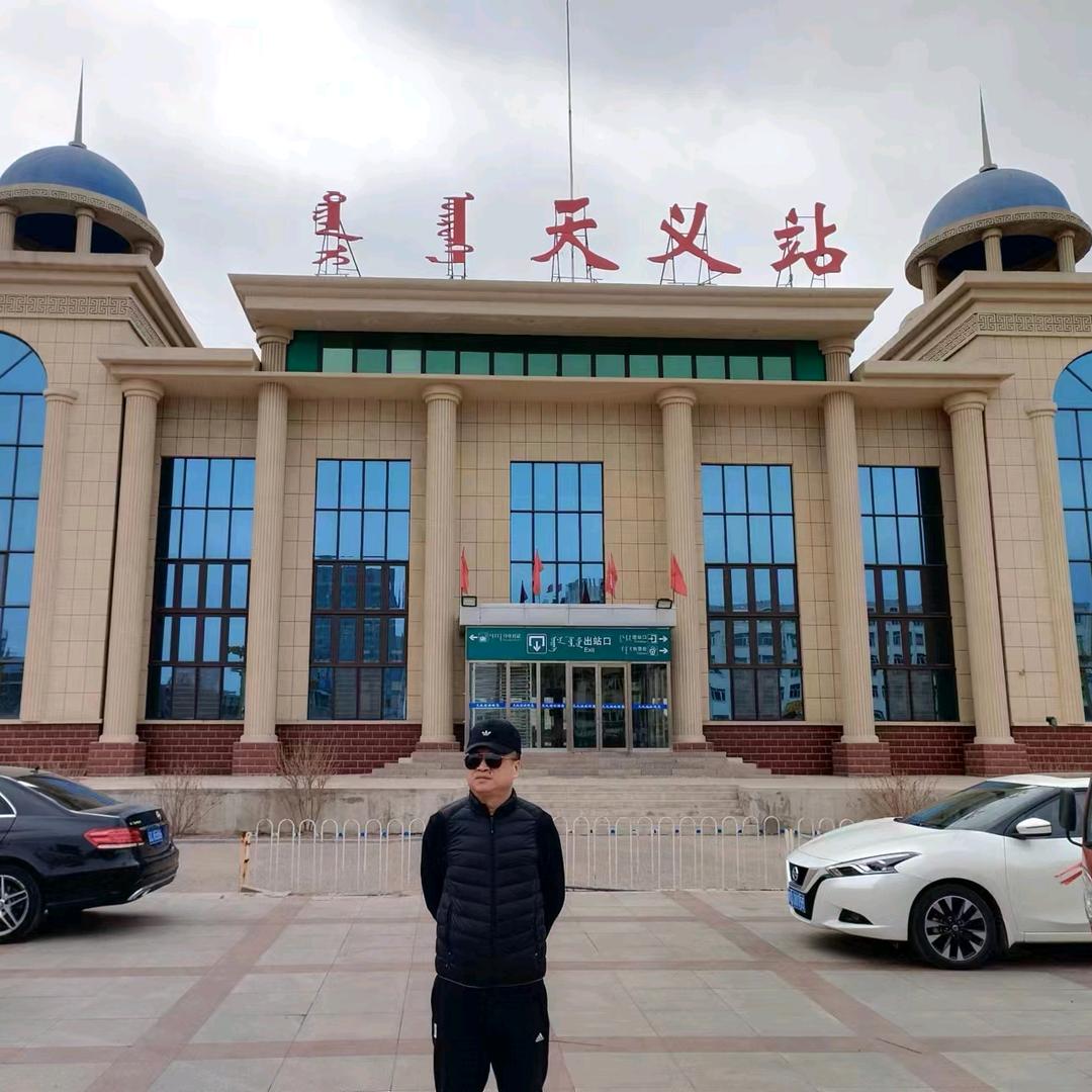 华仔小哥