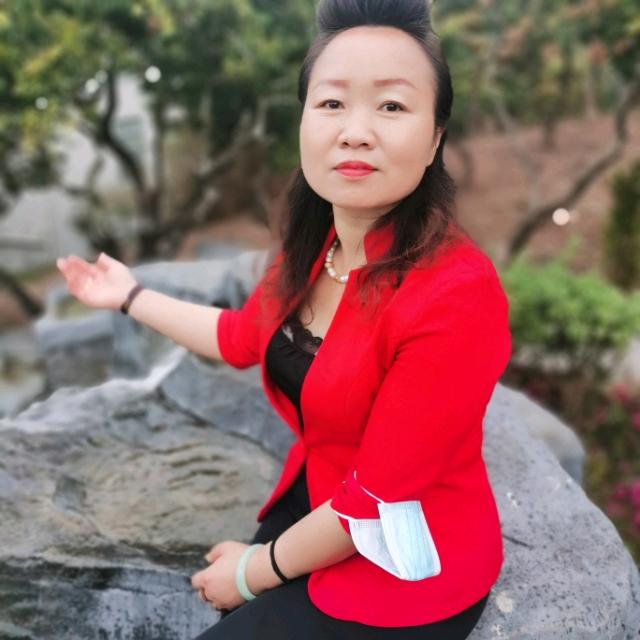 清晴一朵莲