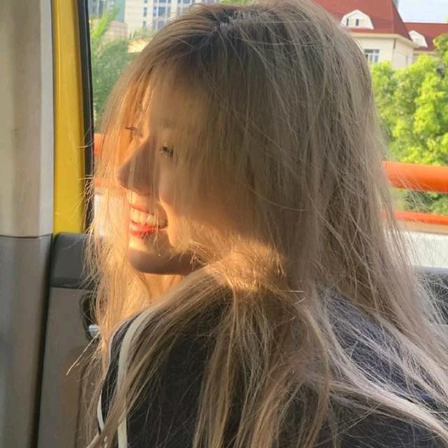 @我是阿伟