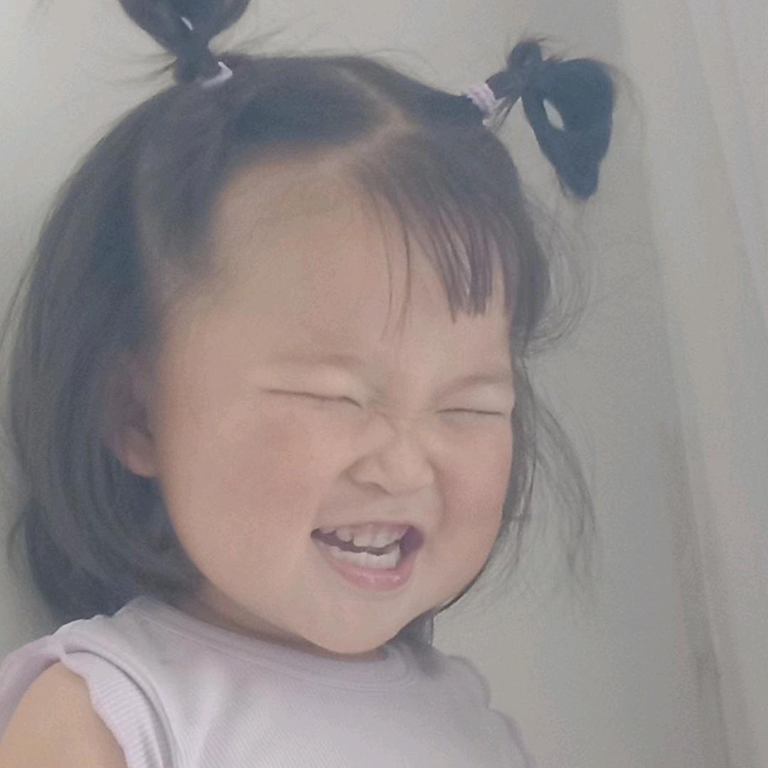 沐之妍 👨‍👩‍👧