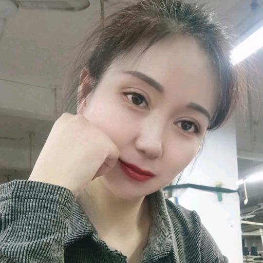 乐乐《好物在橱窗》