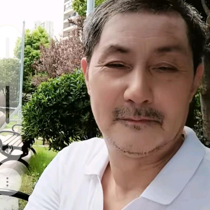 草莓果果
