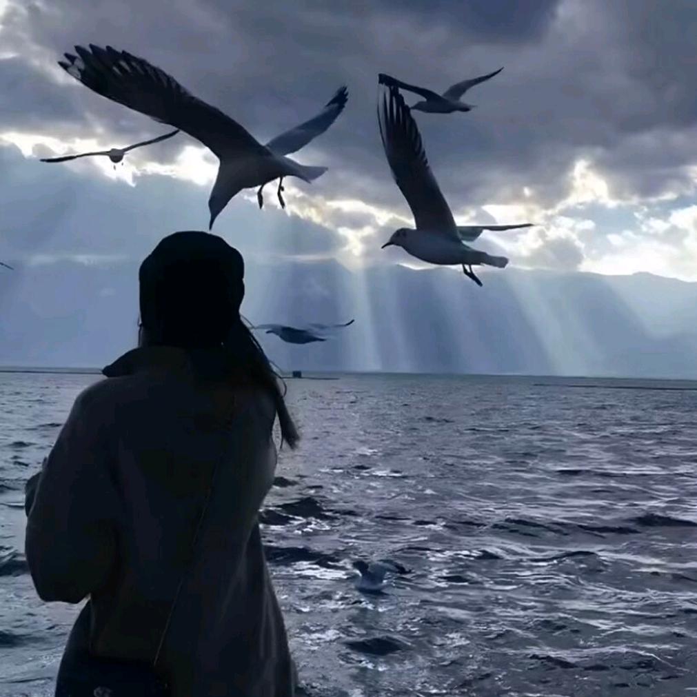大G.