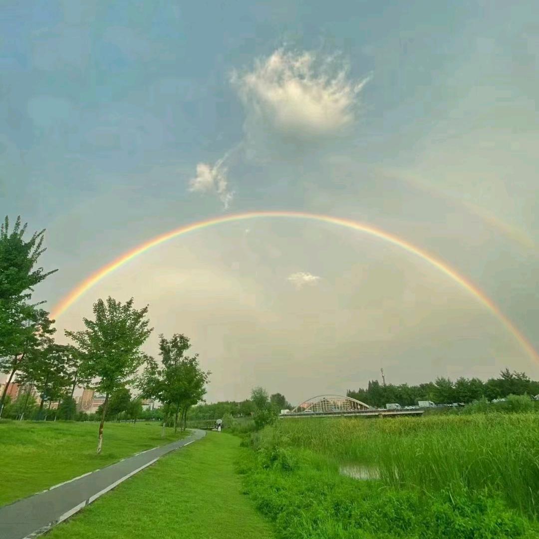 平凡