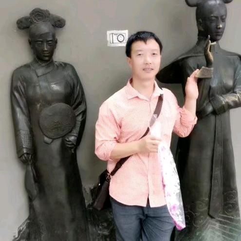 谢🌹谢❤️有🌸你陪伴❤️🌹❤️