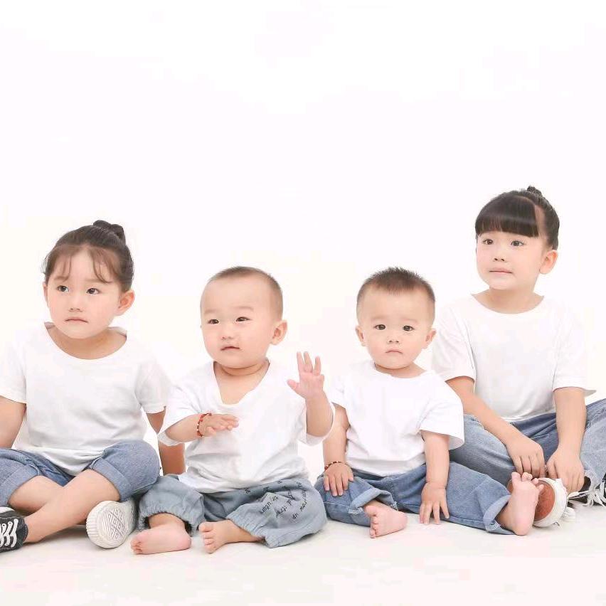 兄弟饭莊，     此生俩好