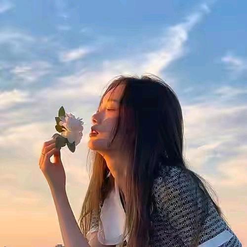 严姿