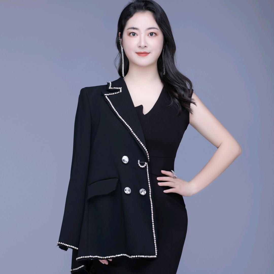 李素燕