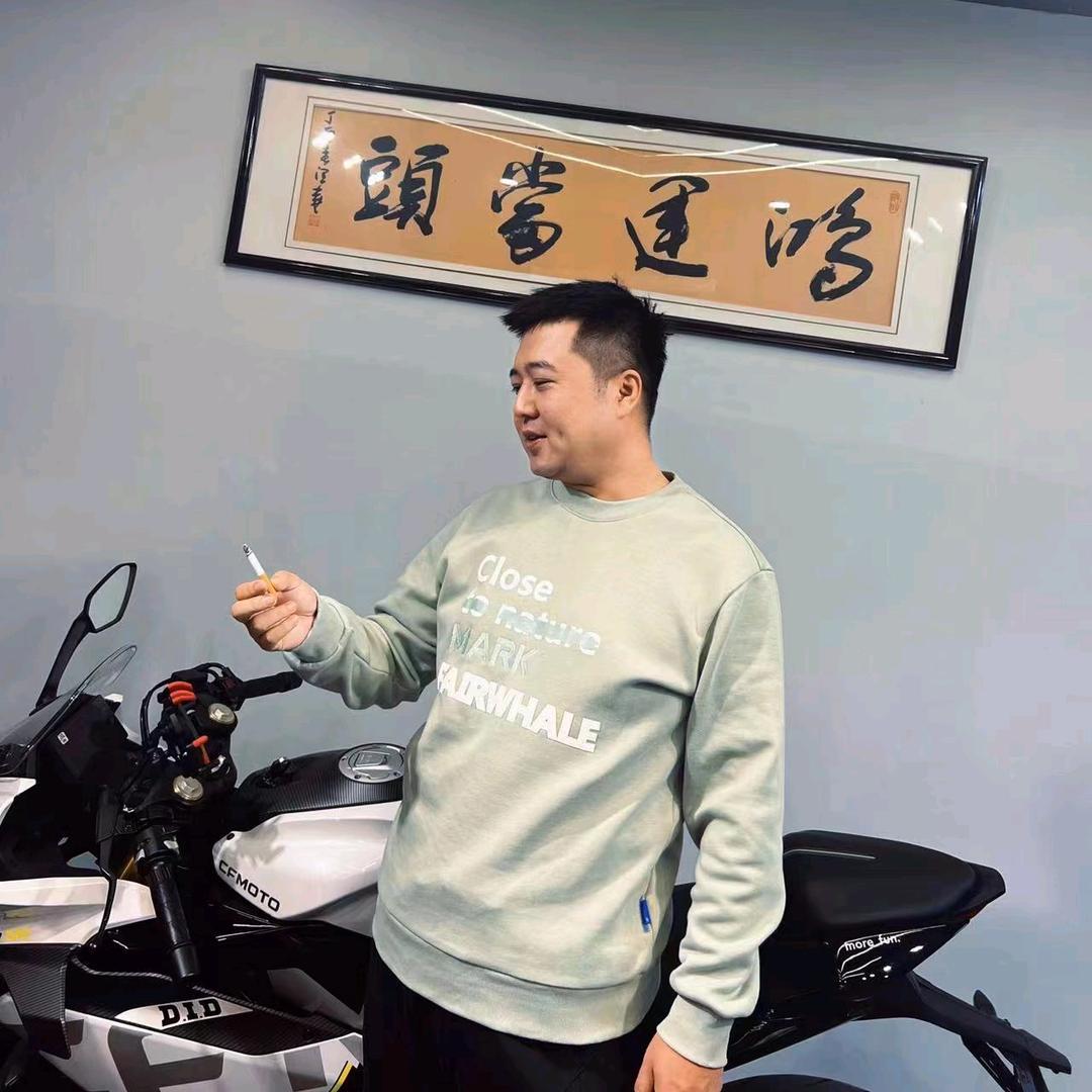 ﻬ 小五哥⁴⁰¹²
