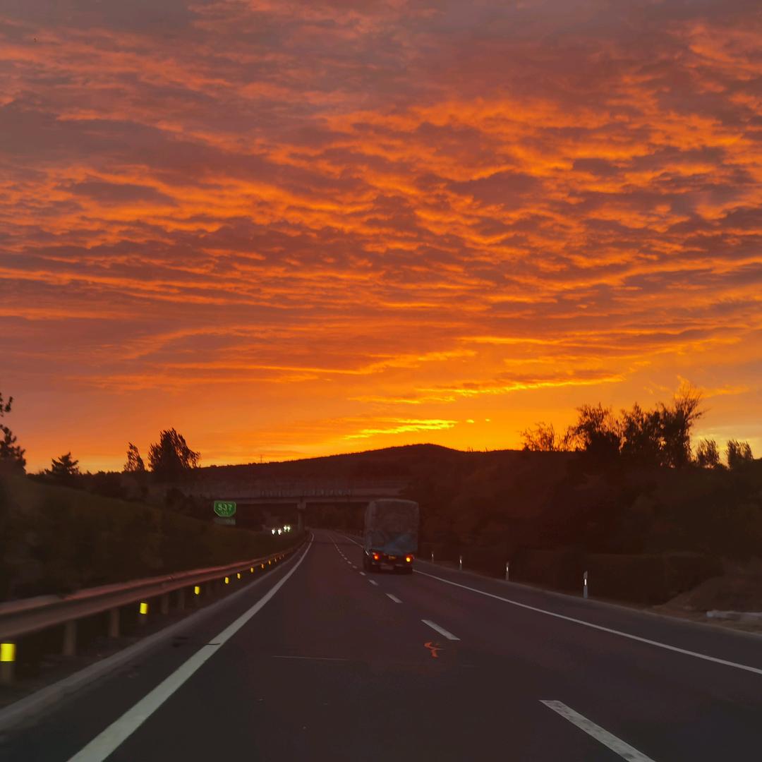 浮生若梦，为欢几何