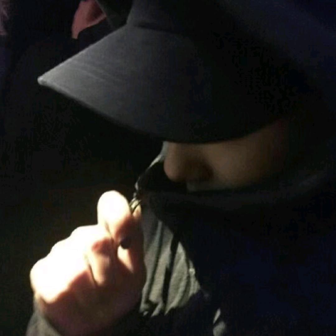 一个人！（挺好）