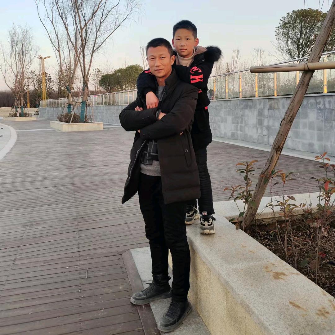 唯臻装饰设计