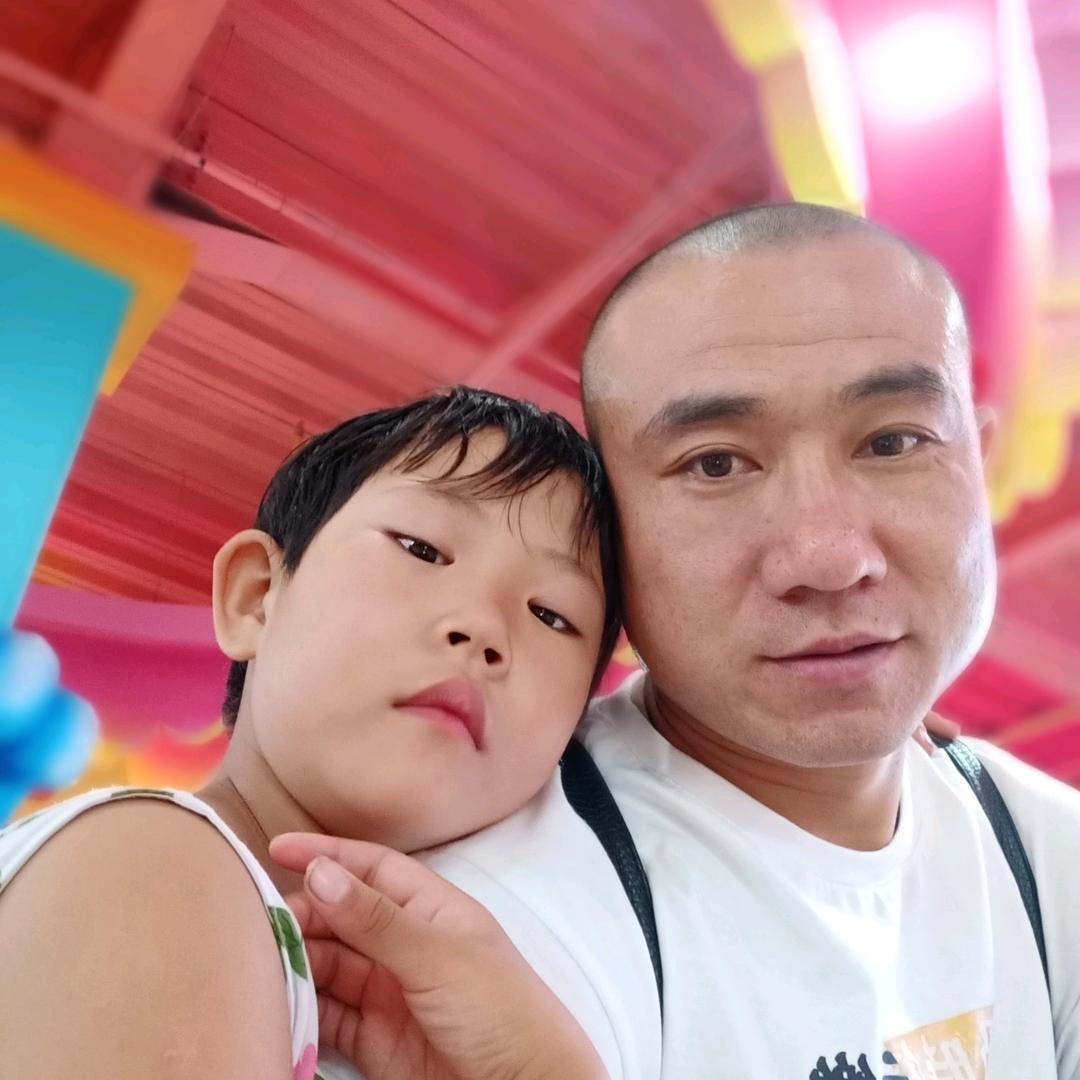 小辉哥（粉刷工）