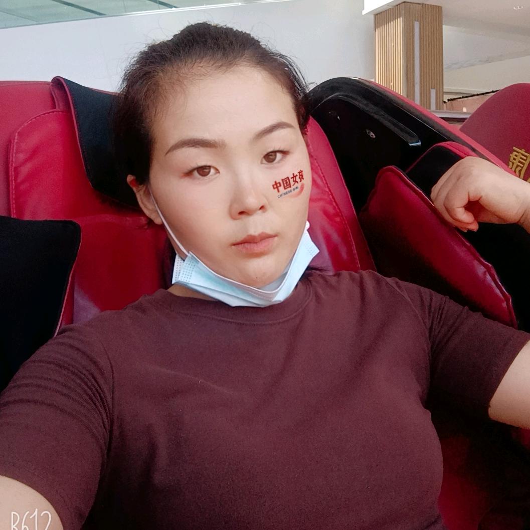 卖罐头的农村（小姐姐）