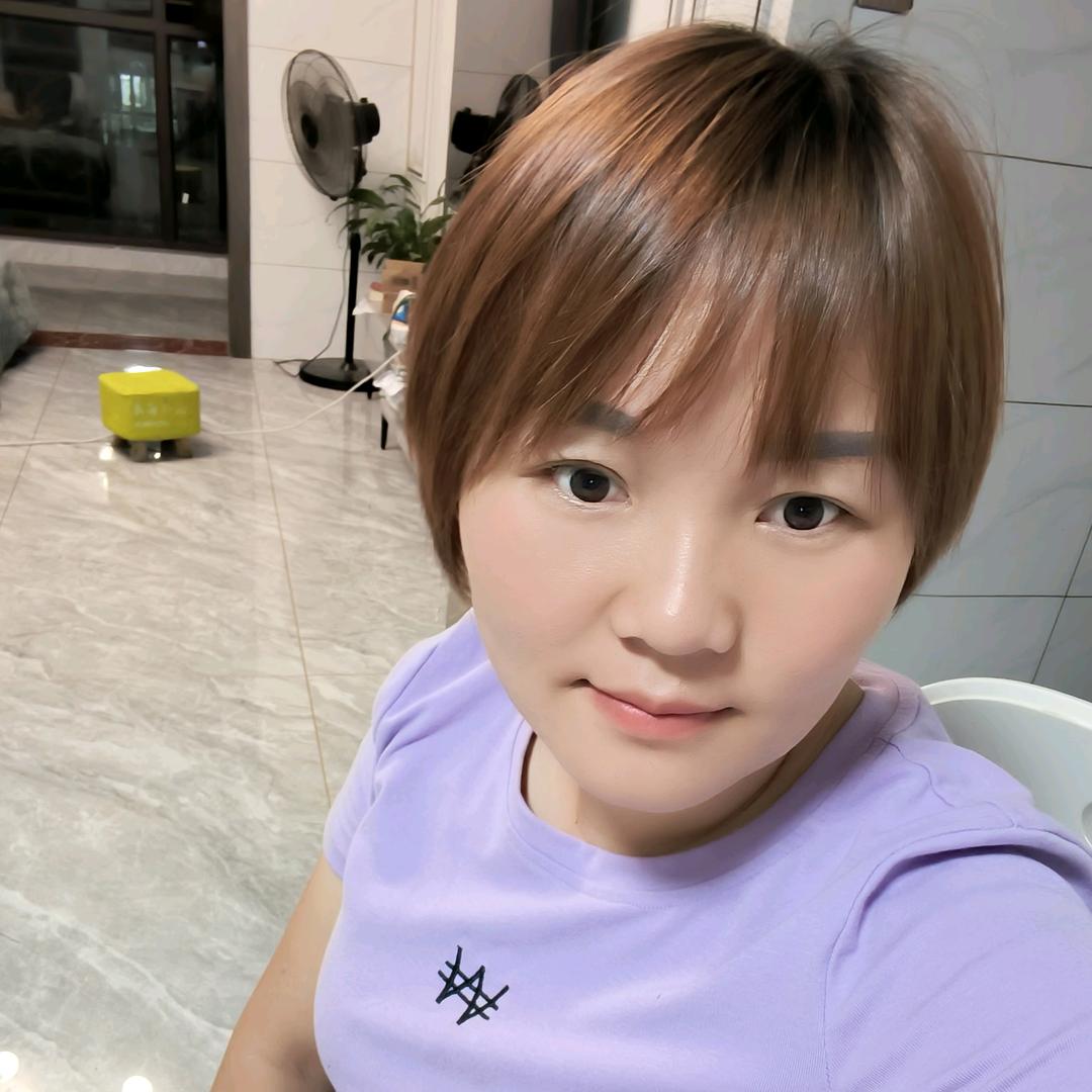 梁小丽