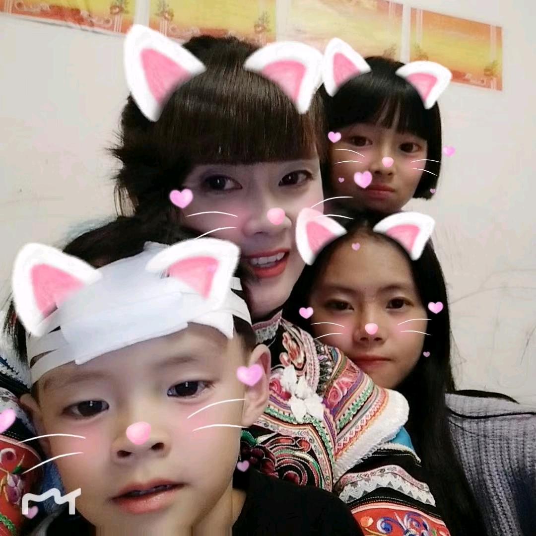 吉祥三宝妈妈的土特产店