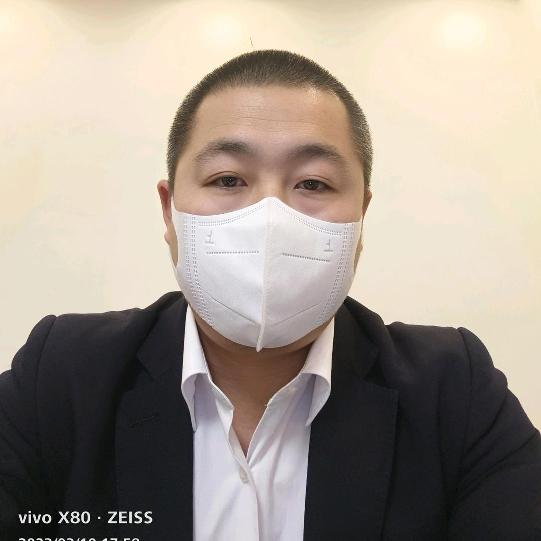 丿H.侯先生