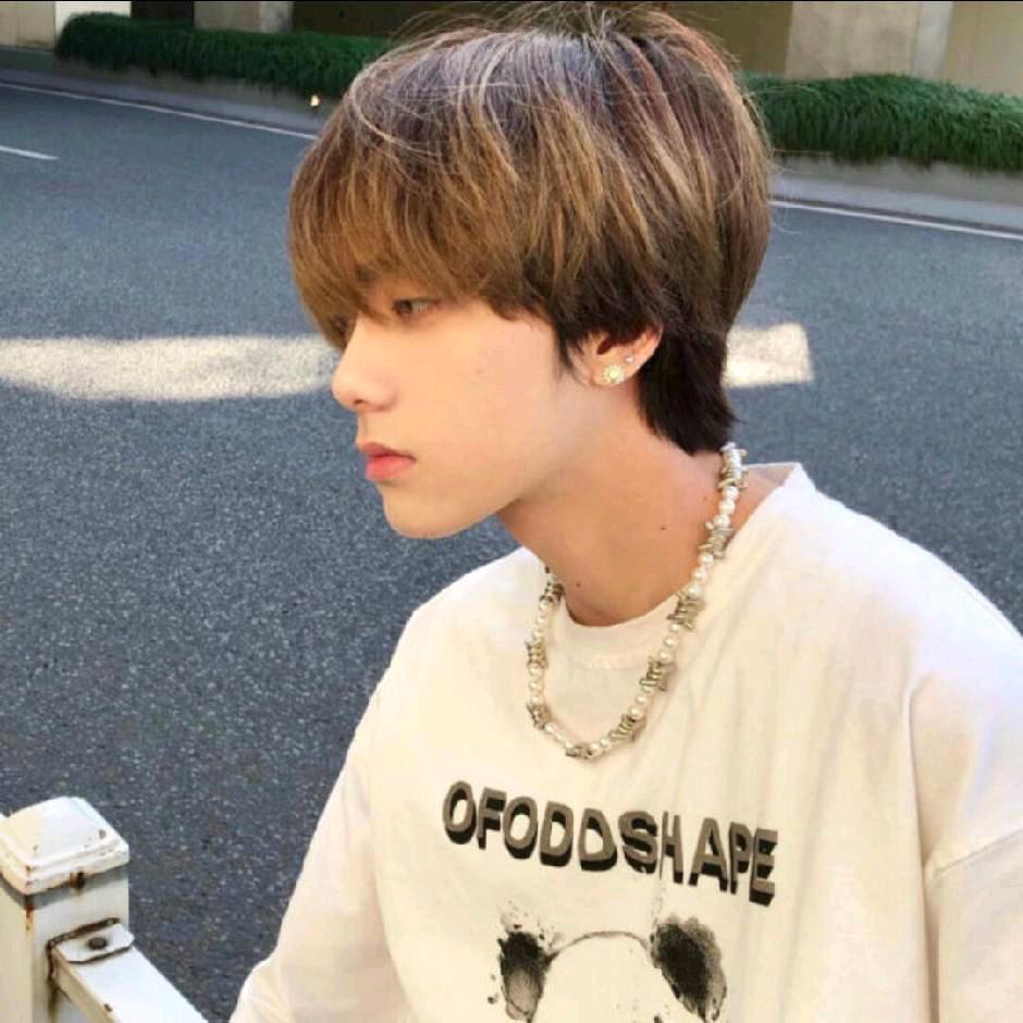 ★崔俊
