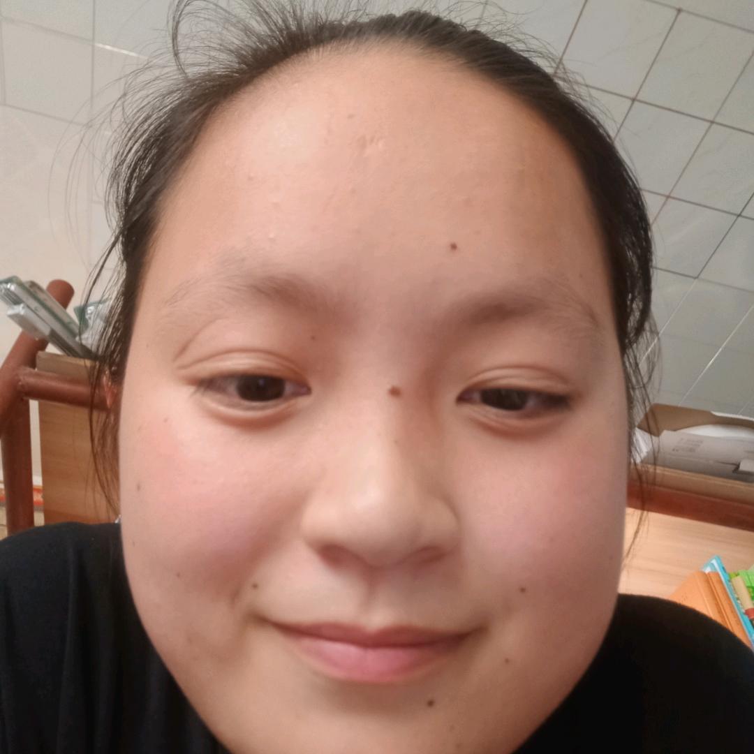罗颖