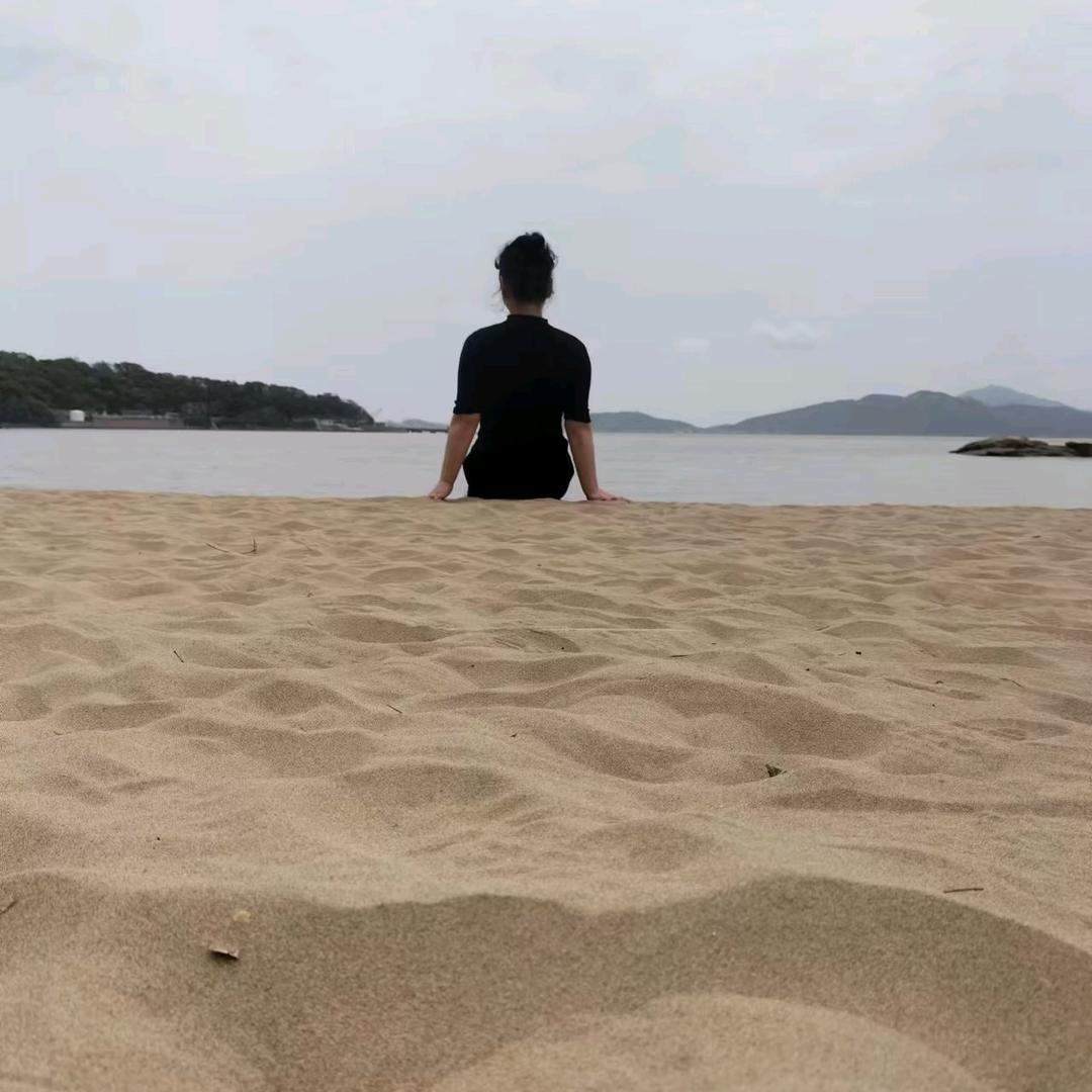 新发现 头发养疗馆  艳明