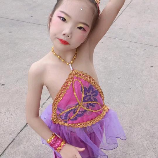 宝贝(♡˙︶˙♡)