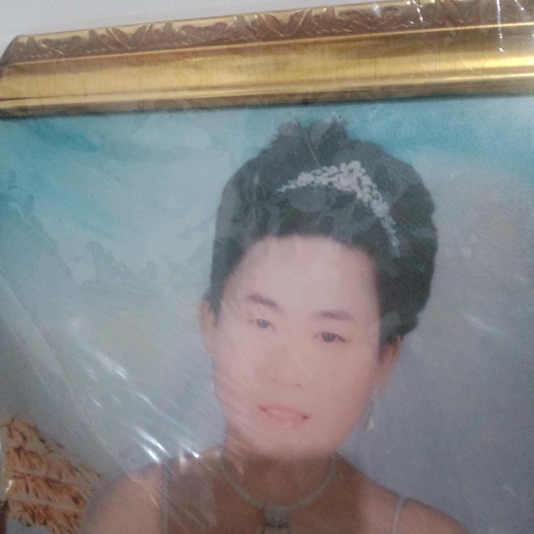 张汉英。