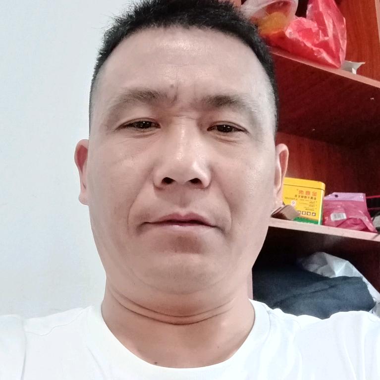 龚弟明