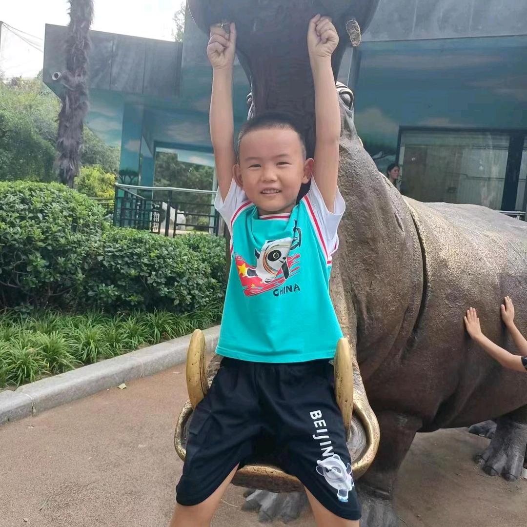 郭舒城的童年