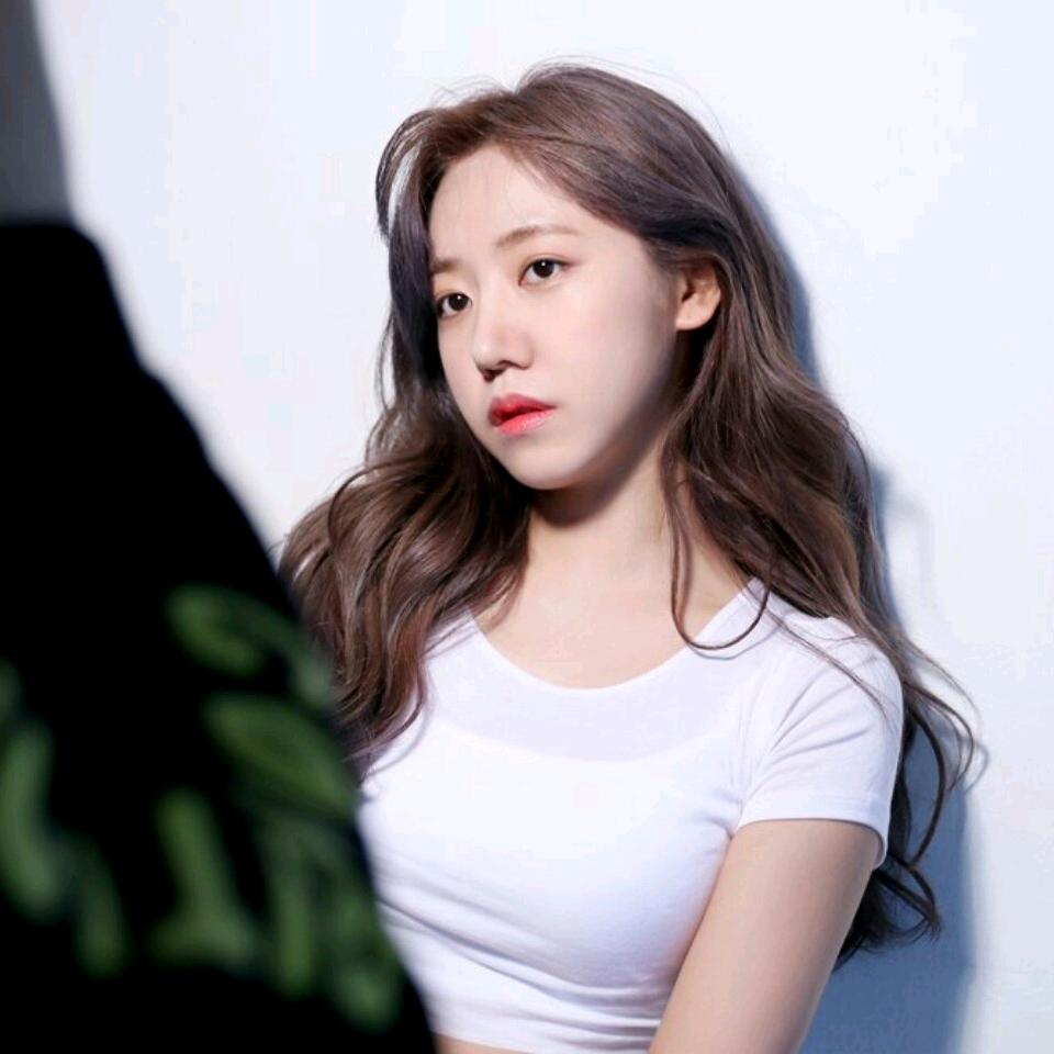 一颗香水柠柠吖