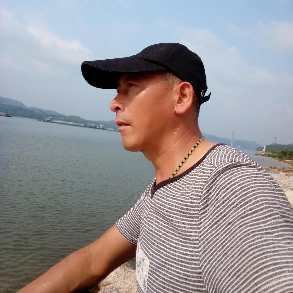 袁春华