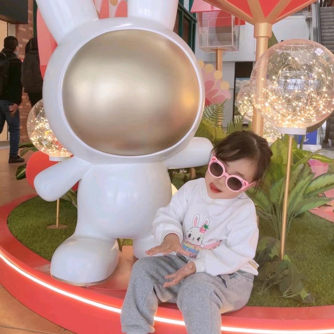 大家好我叫小一