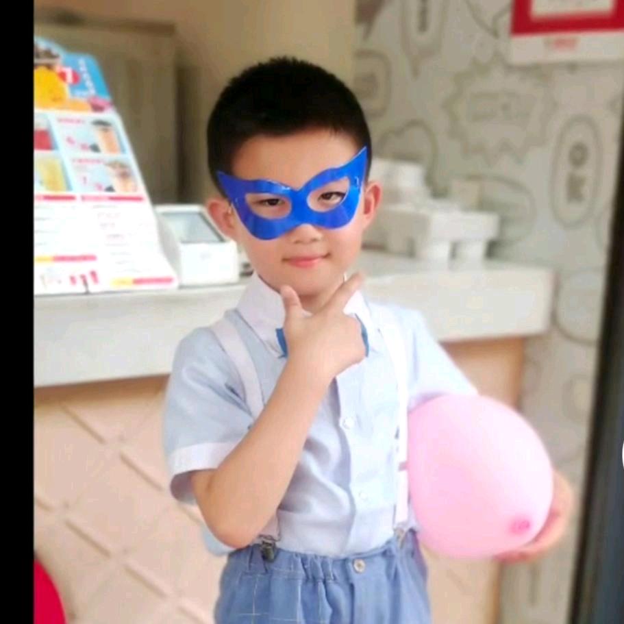 幸福快乐的图图妈