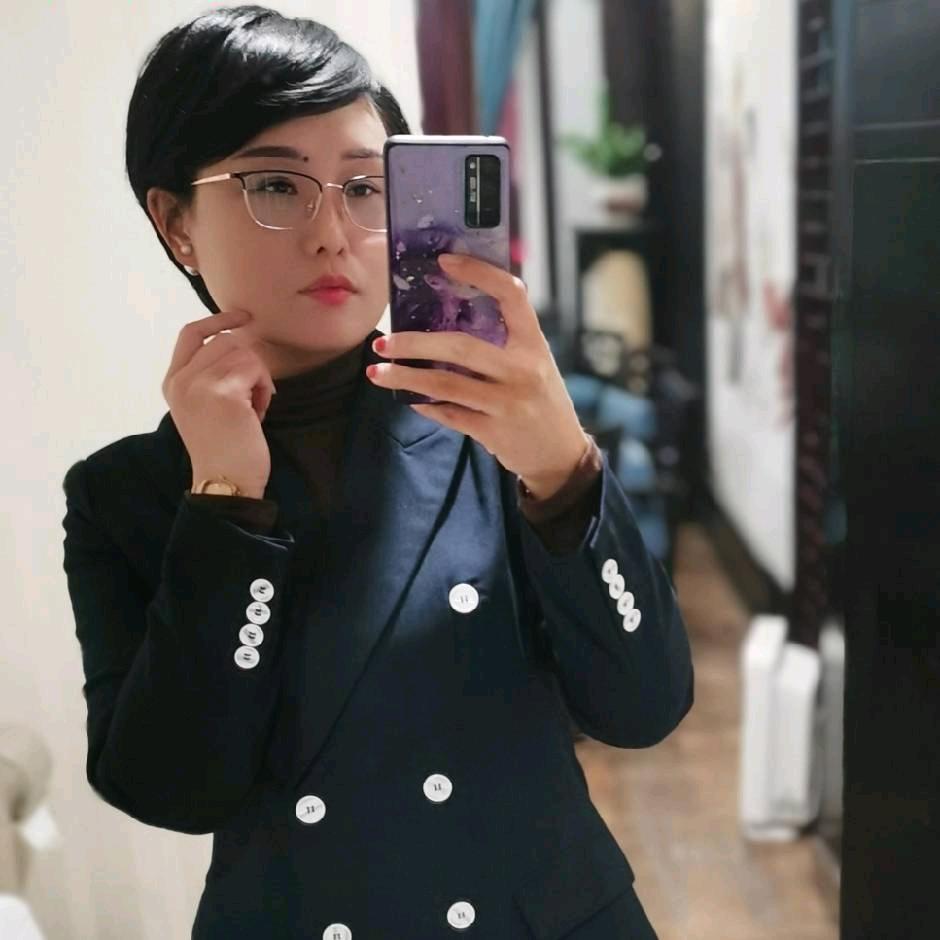 聚翁云霞姐