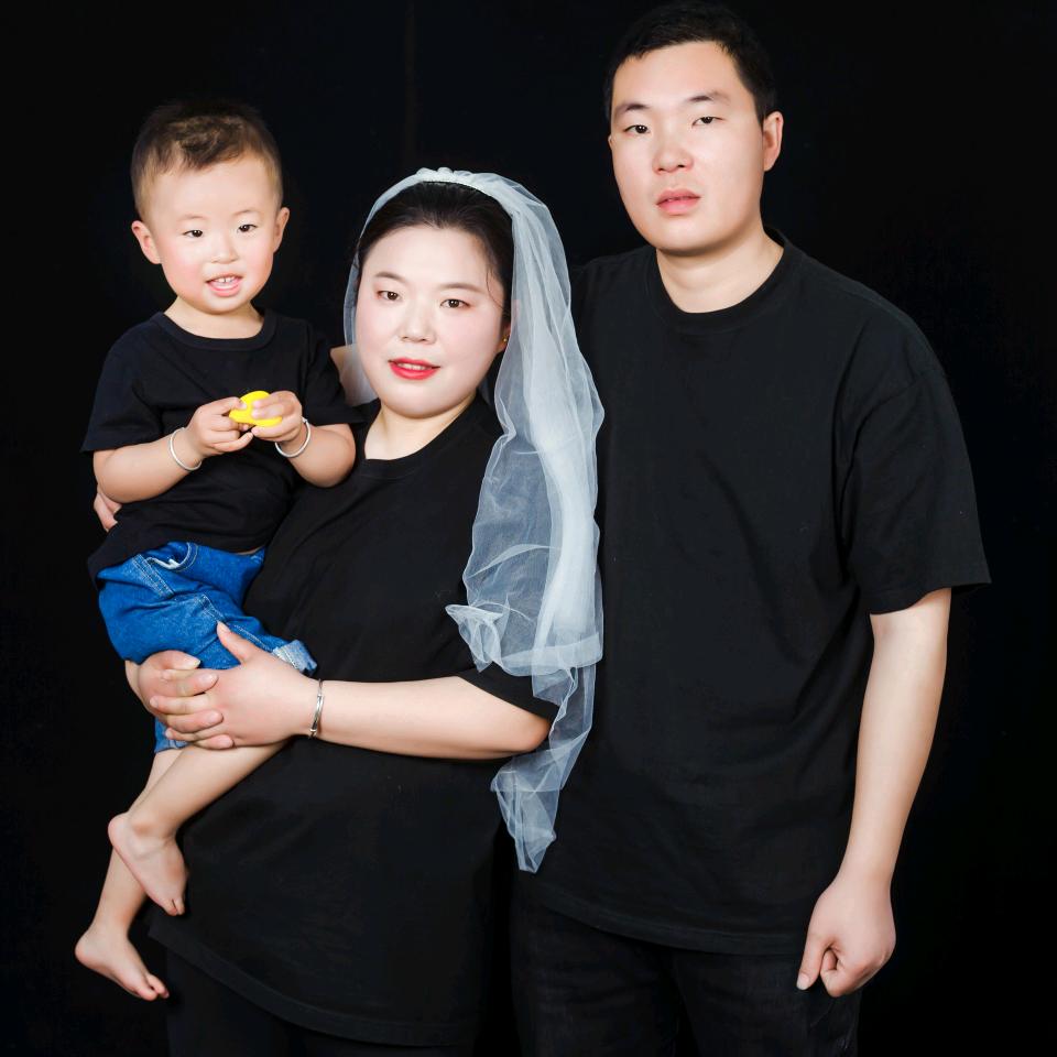 红蕾.