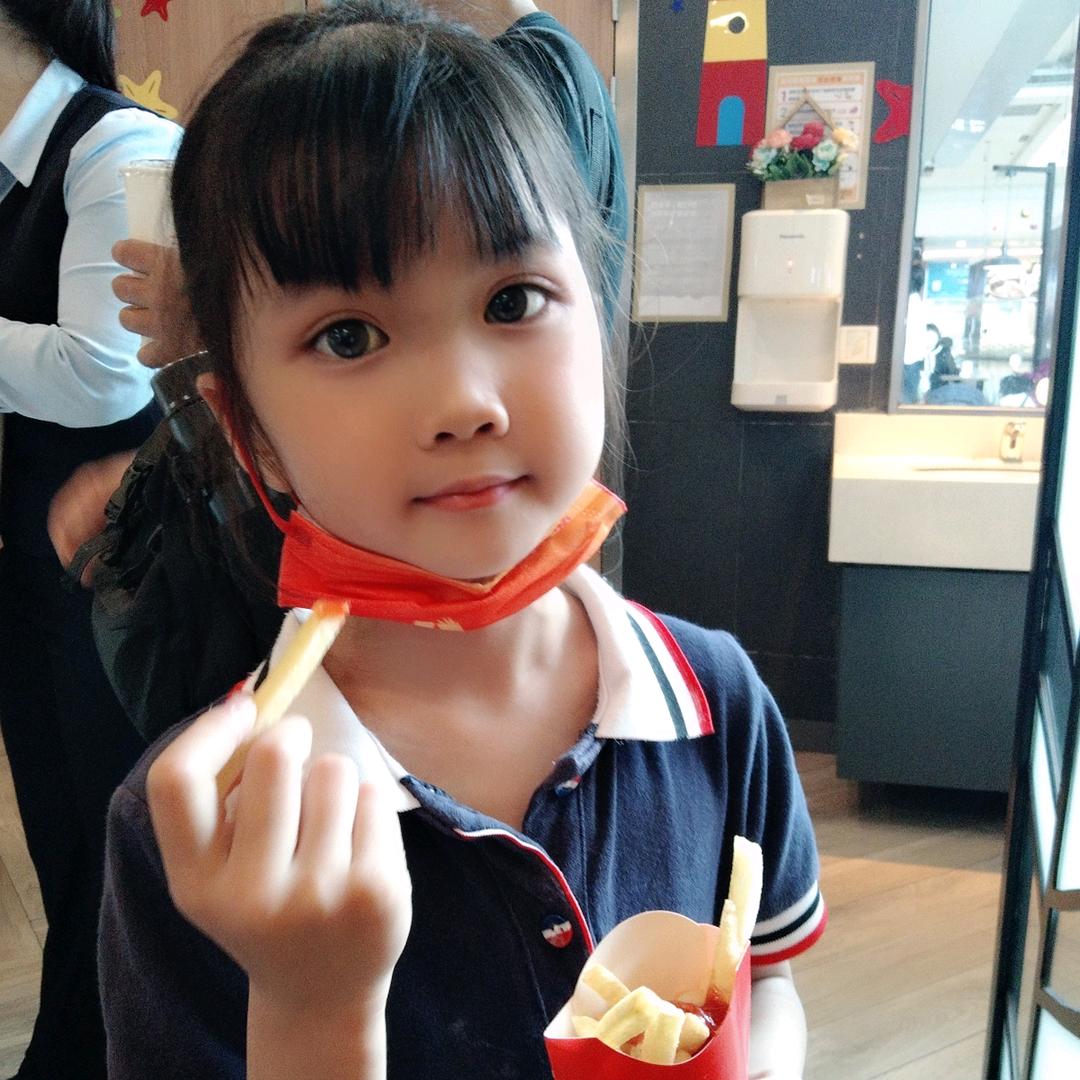 小诗诗
