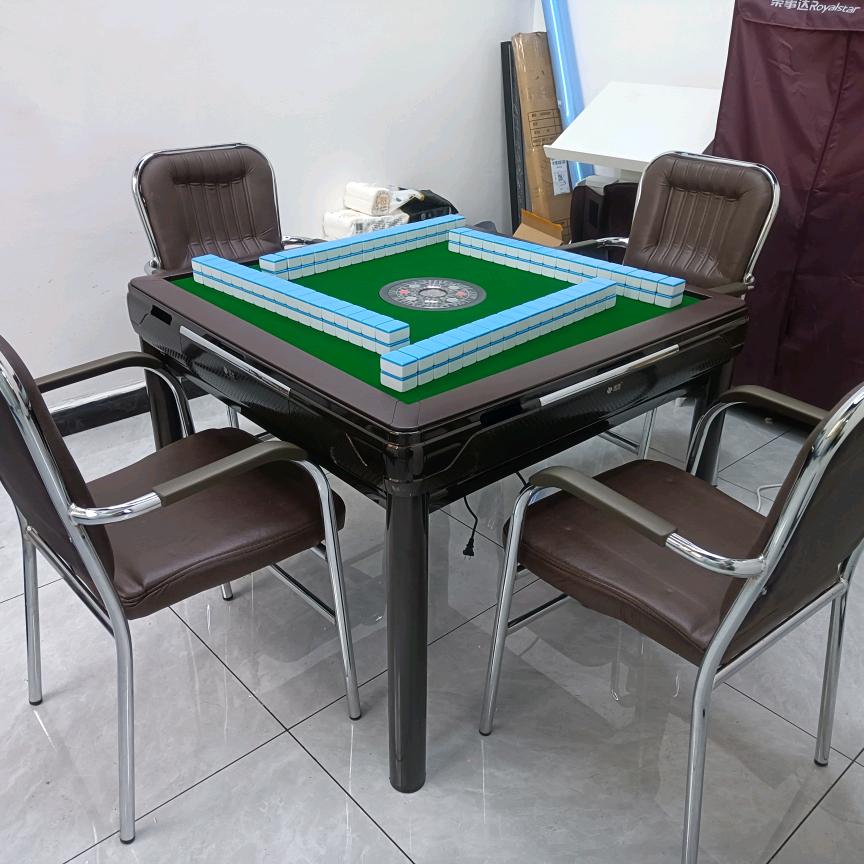 卖雀友麻将机的小贺