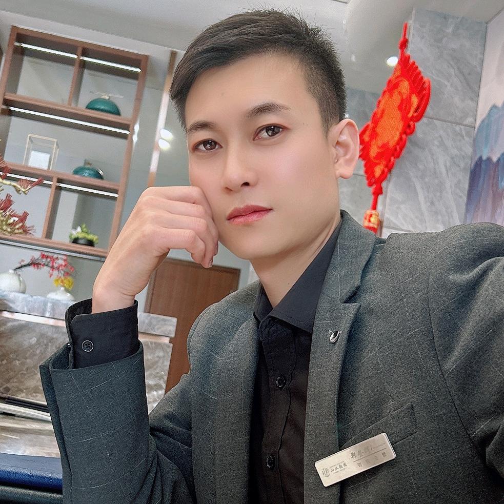 庆城做餐饮的房产一哥