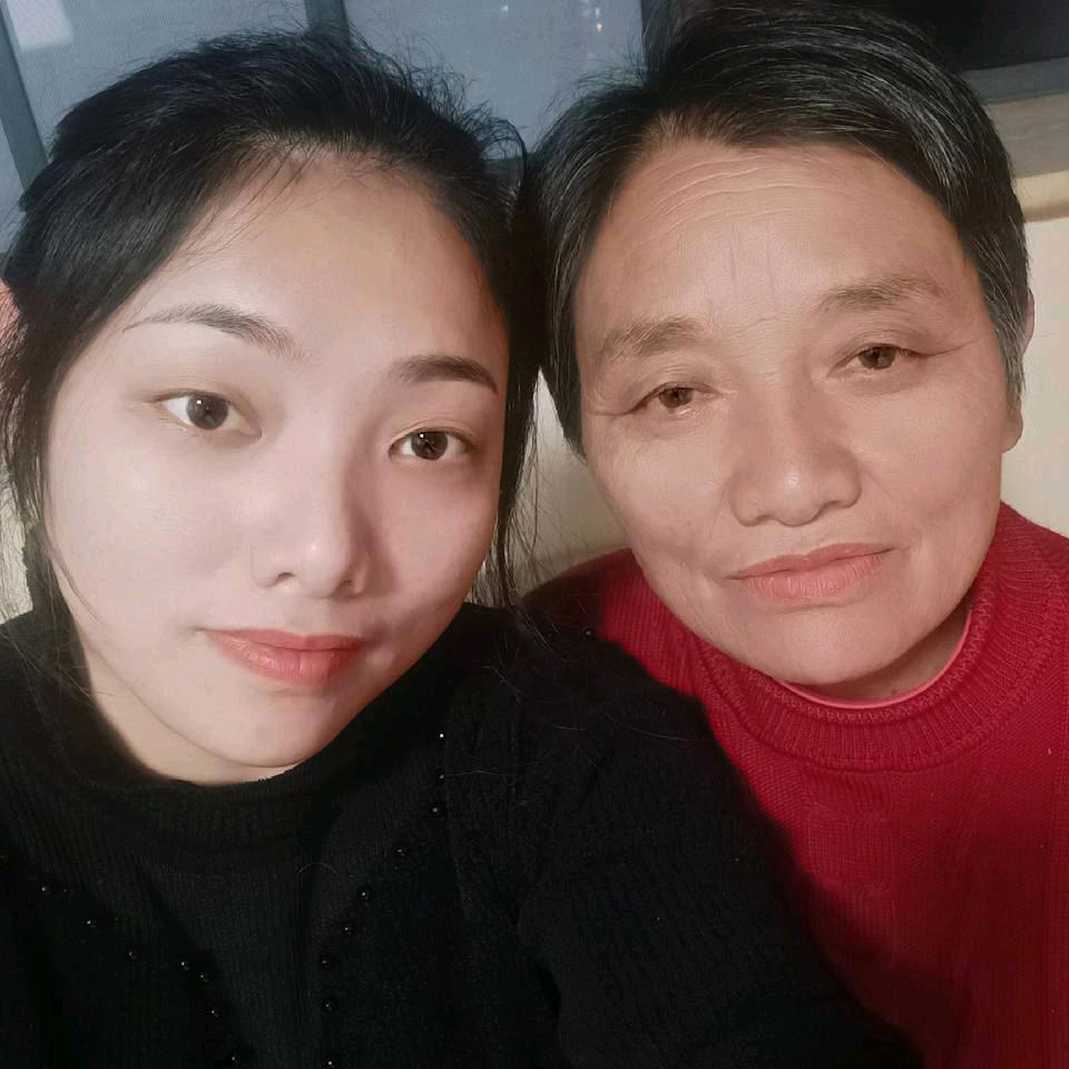 龙永芬