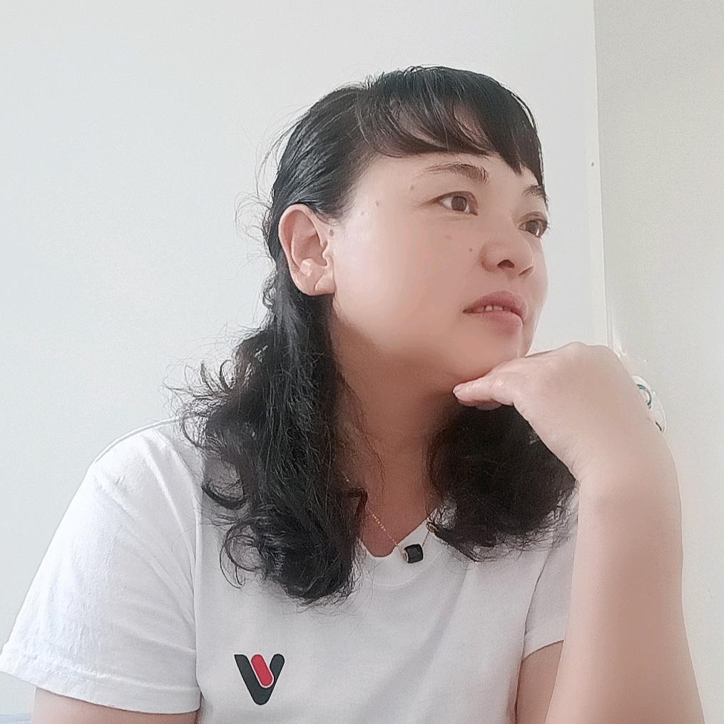 秀秀🎤晚上5点32分开播