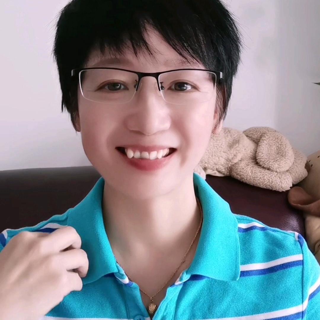 五 月