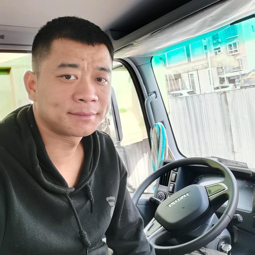 开起拖拉机唱情歌
