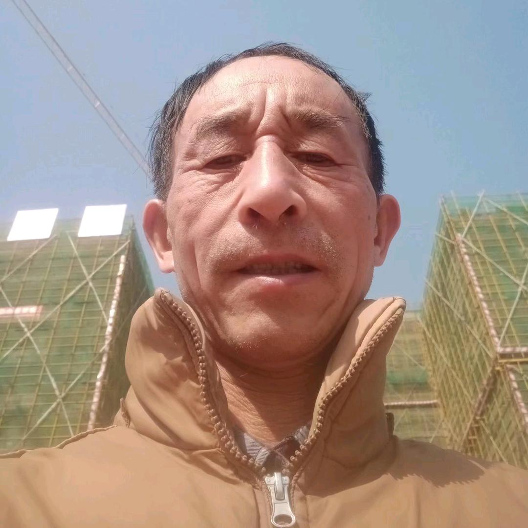 王建新